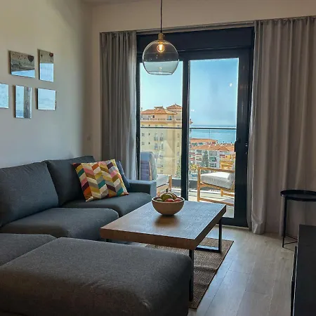 Apartment Orizon 07 With Balcony And Sea View *