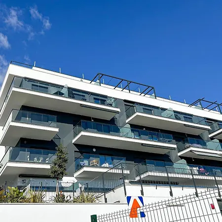 Orizon 07 With Balcony And Sea View Apartment